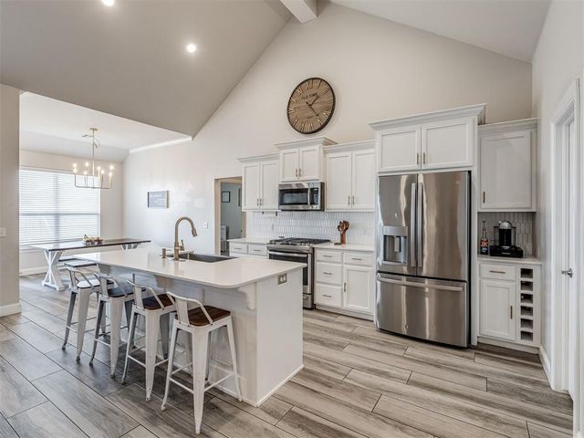 11413 NW 100th Court, Yukon, OK 73099