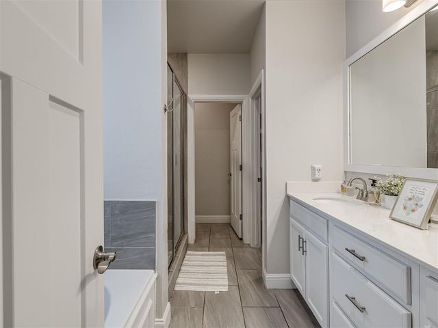 11413 NW 100th Court, Yukon, OK 73099