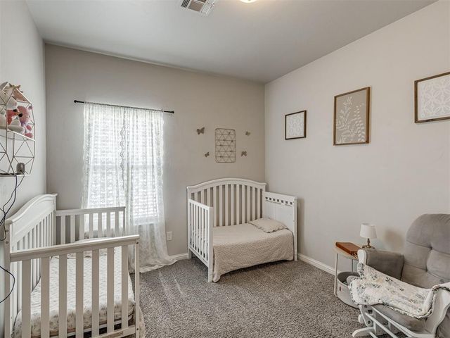 11413 NW 100th Court, Yukon, OK 73099