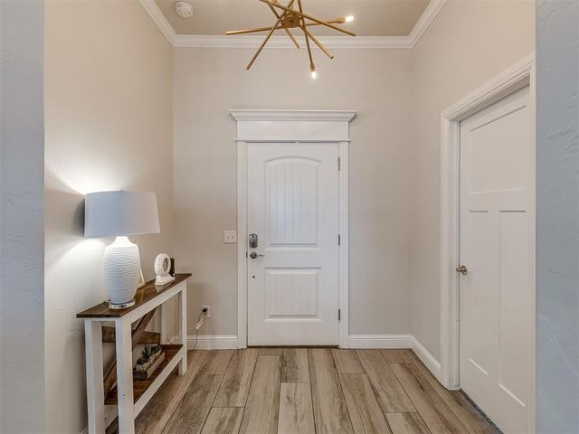 11413 NW 100th Court, Yukon, OK 73099