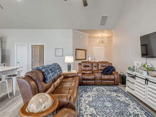 11413 NW 100th Court, Yukon, OK 73099