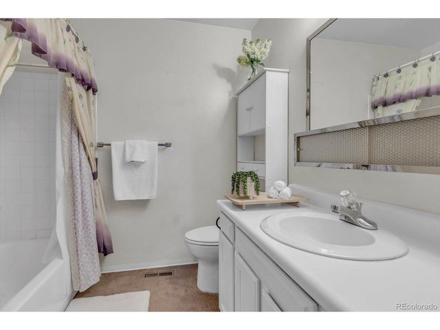 2036 W 101st Ave, Thornton, CO 80260