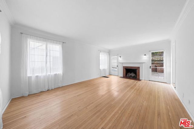 2565 Canyon Drive, Los Angeles, CA 90068