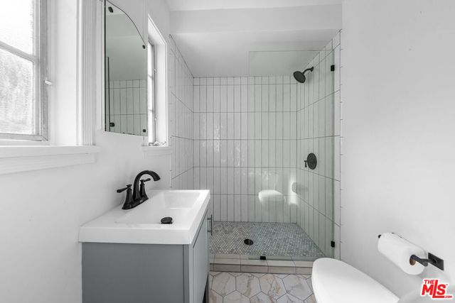 2565 Canyon Drive, Los Angeles, CA 90068