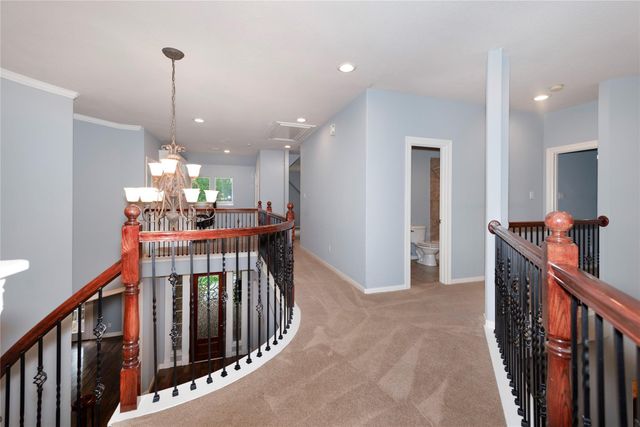 15 Pawprint Place, The Woodlands, TX 77382