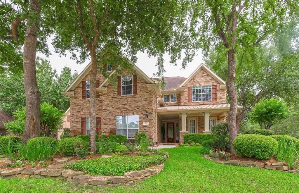15 Pawprint Place, The Woodlands, TX 77382