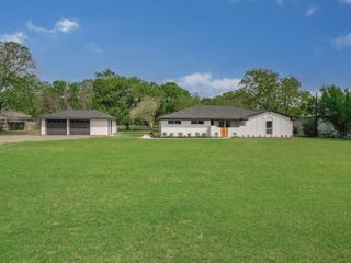 1105 Redberry Hill Road, Baytown, TX 77521
