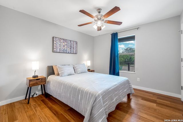 151 Valdez, San Antonio, TX 78212