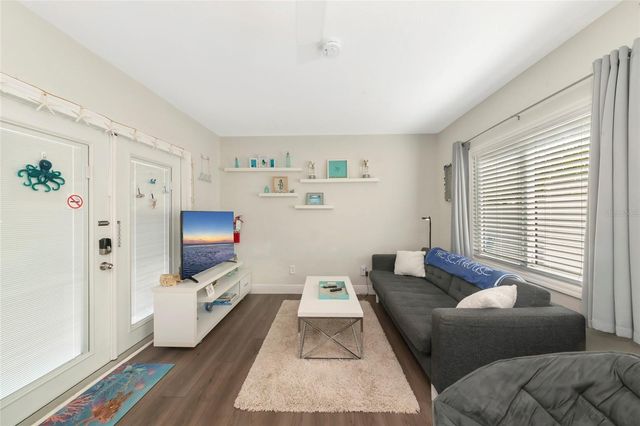 1219 65TH STREET NW, Bradenton, FL 34209