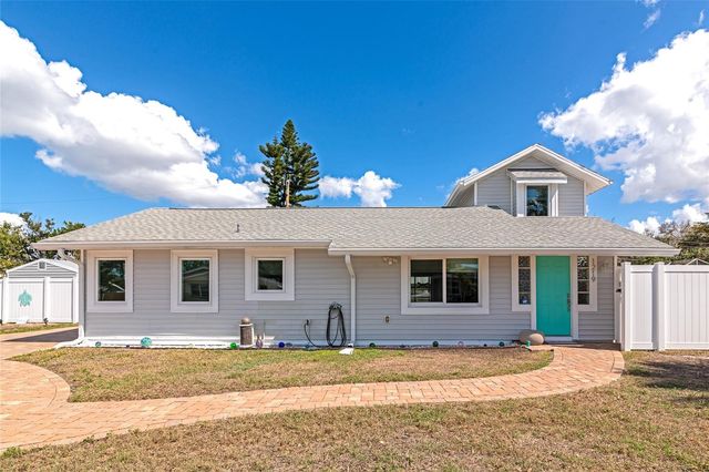 1219 65TH STREET NW, Bradenton, FL 34209