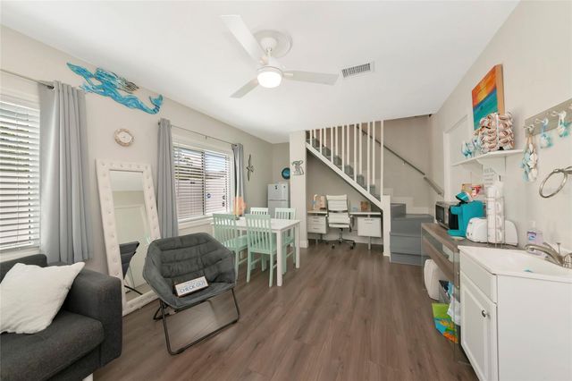 1219 65TH STREET NW, Bradenton, FL 34209