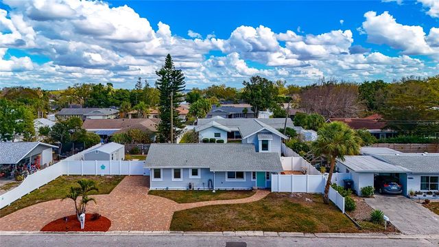 1219 65TH STREET NW, Bradenton, FL 34209