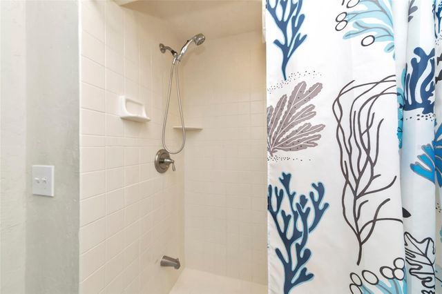 1219 65TH STREET NW, Bradenton, FL 34209