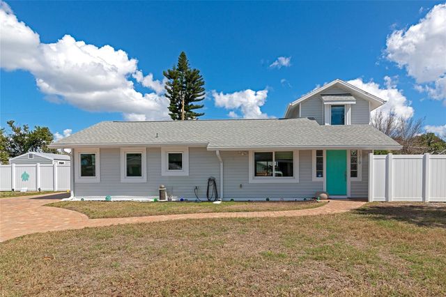 1219 65TH STREET NW, Bradenton, FL 34209