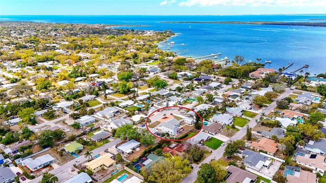 1219 65TH STREET NW, Bradenton, FL 34209