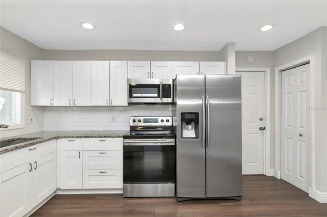 1219 65TH STREET NW, Bradenton, FL 34209