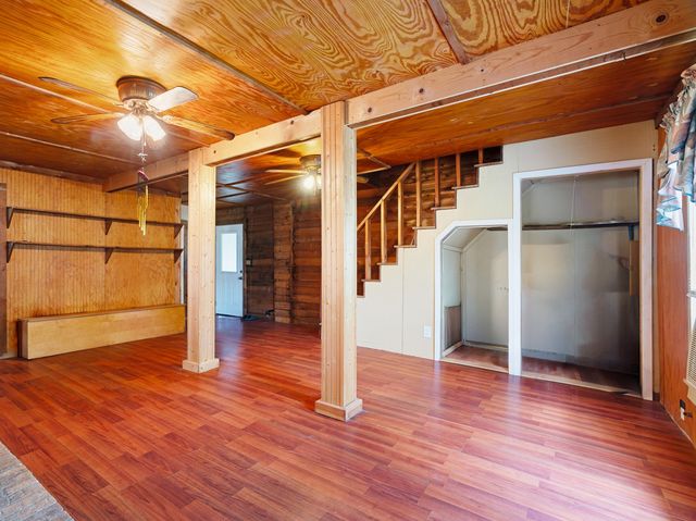 330 Young Street, Blossom, TX 75416