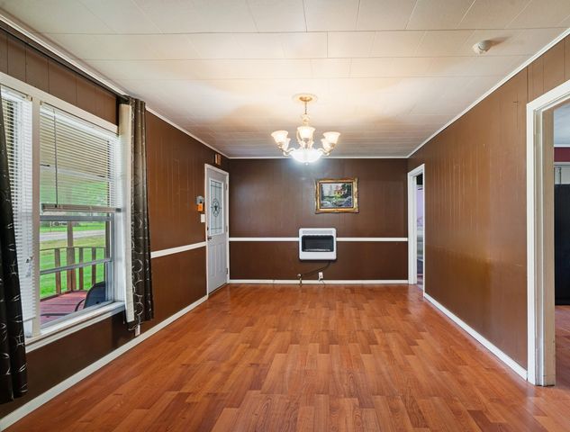 330 Young Street, Blossom, TX 75416