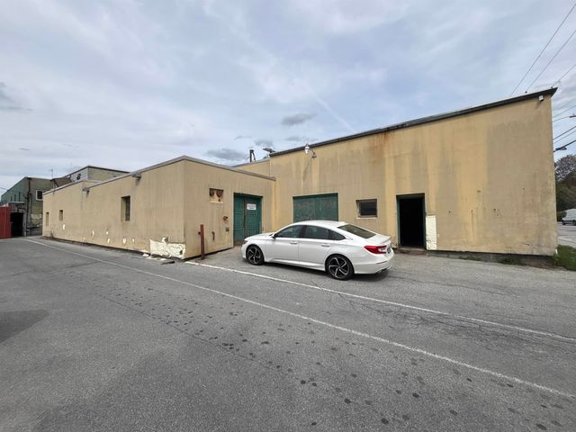 425 Main Street, Bennington, VT 05201