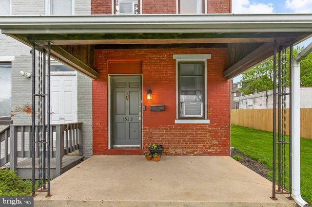 1513 OREGON PIKE, Lancaster, PA 17601