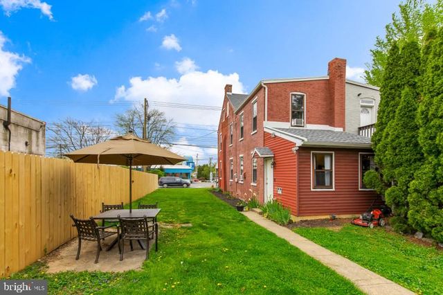1513 OREGON PIKE, Lancaster, PA 17601