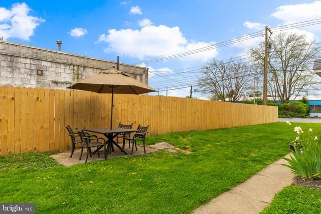 1513 OREGON PIKE, Lancaster, PA 17601