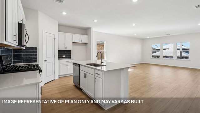 1809 Dandy Brush DR, Leander, TX 78641