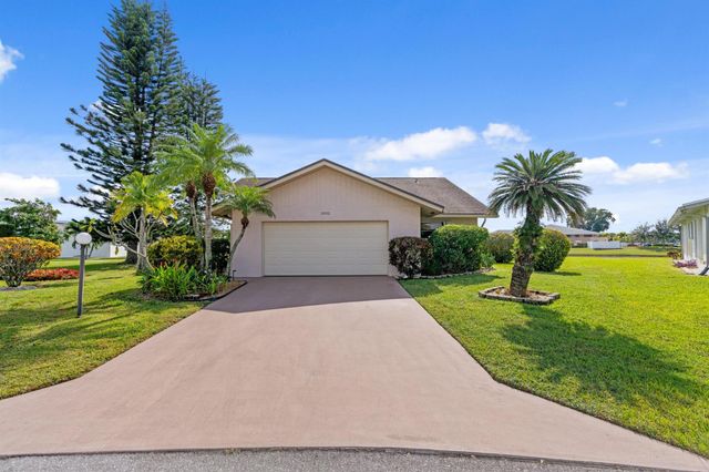 3832 Rowena Circle, West Palm Beach, FL 33417