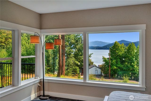 2307 Northshore Road, Bellingham, WA 98226