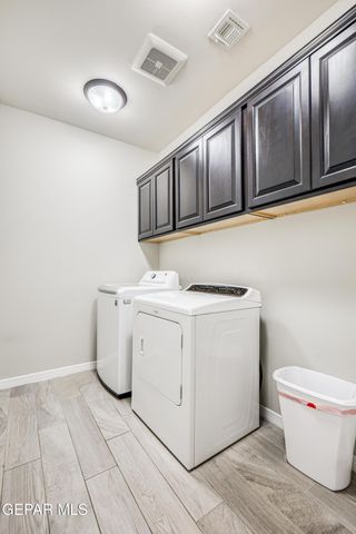 1758 LARKLEBY Street, El Paso, TX 79911