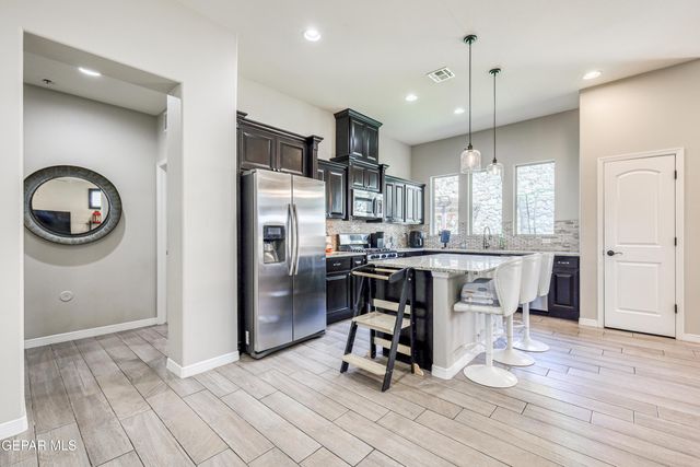 1758 LARKLEBY Street, El Paso, TX 79911