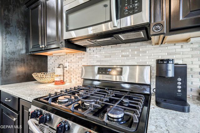 1758 LARKLEBY Street, El Paso, TX 79911