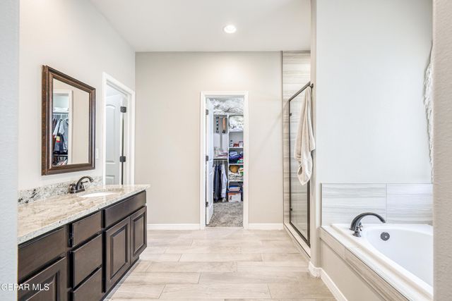 1758 LARKLEBY Street, El Paso, TX 79911