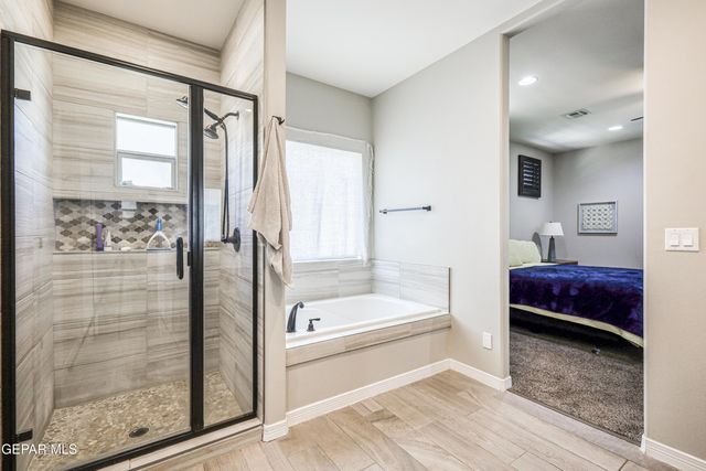 1758 LARKLEBY Street, El Paso, TX 79911