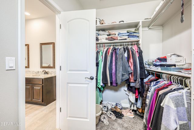 1758 LARKLEBY Street, El Paso, TX 79911