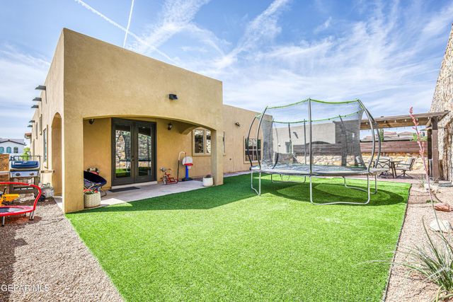 1758 LARKLEBY Street, El Paso, TX 79911