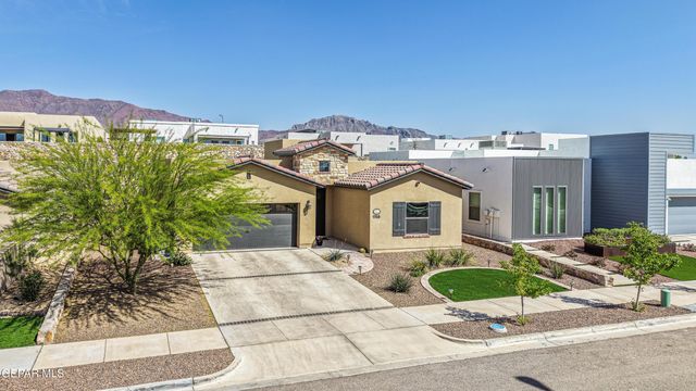1758 LARKLEBY Street, El Paso, TX 79911