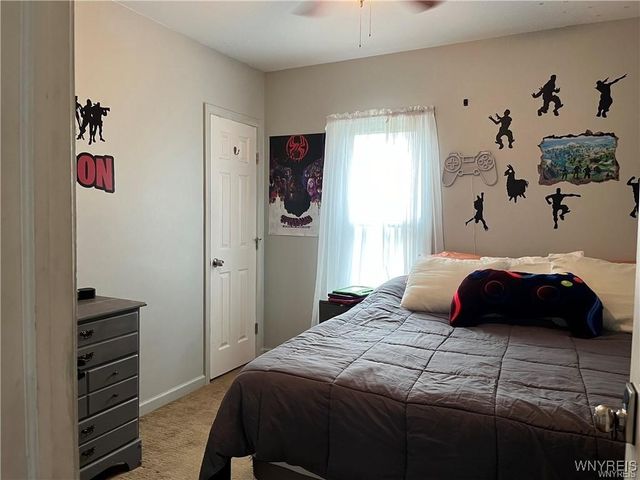 36 Park Avenue, Royalton, NY 14105