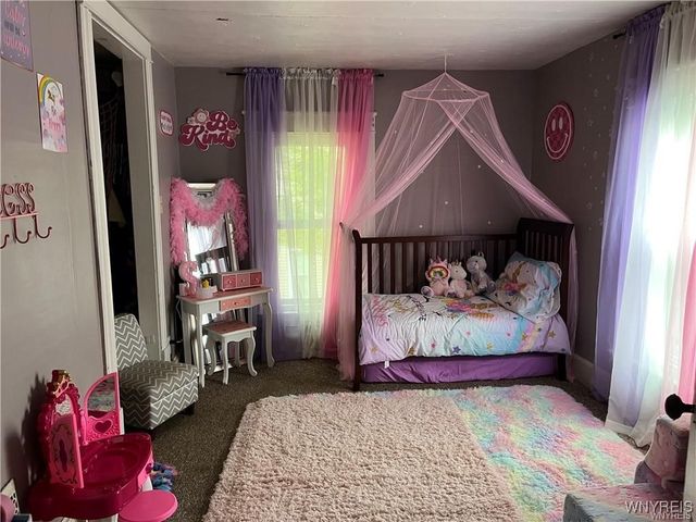 36 Park Avenue, Royalton, NY 14105