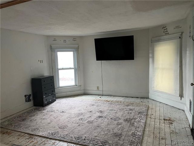 36 Park Avenue, Royalton, NY 14105