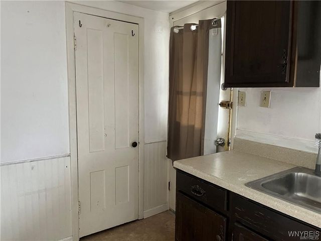 36 Park Avenue, Royalton, NY 14105