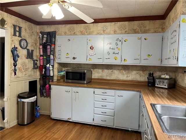 36 Park Avenue, Royalton, NY 14105