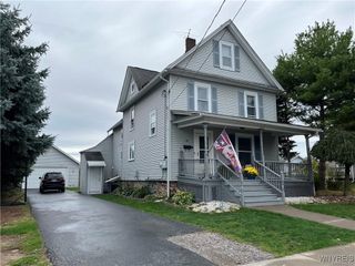 36 Park Avenue, Royalton, NY 14105