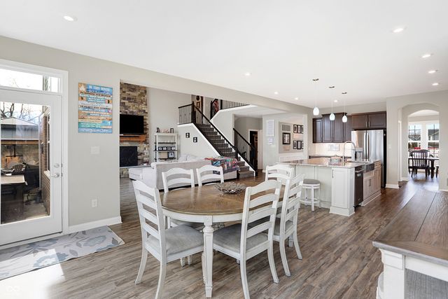 5683 Oakmont Boulevard, Bargersville, IN 46106