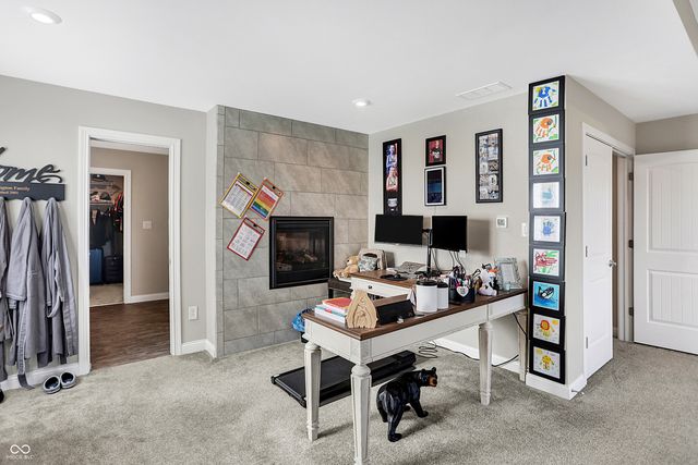 5683 Oakmont Boulevard, Bargersville, IN 46106
