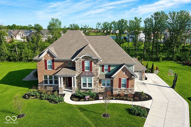 5683 Oakmont Boulevard, Bargersville, IN 46106