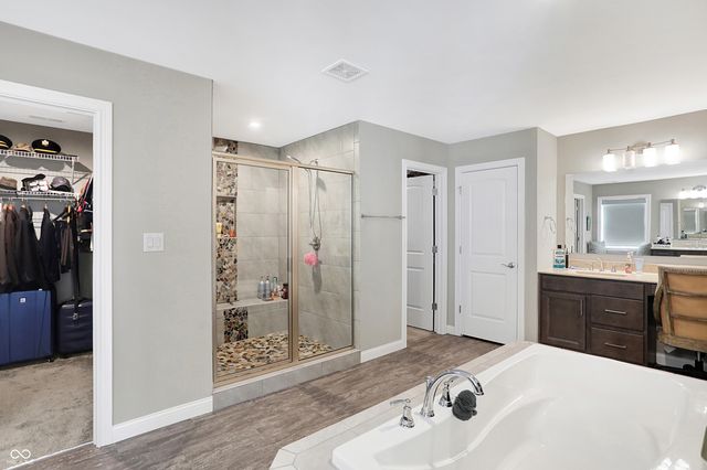 5683 Oakmont Boulevard, Bargersville, IN 46106