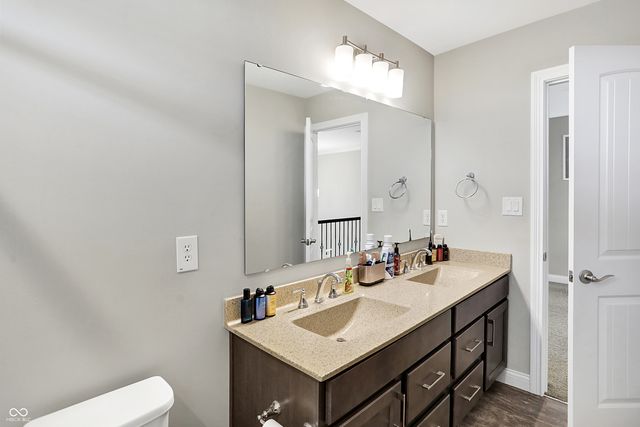 5683 Oakmont Boulevard, Bargersville, IN 46106