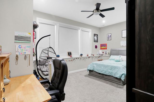 5683 Oakmont Boulevard, Bargersville, IN 46106
