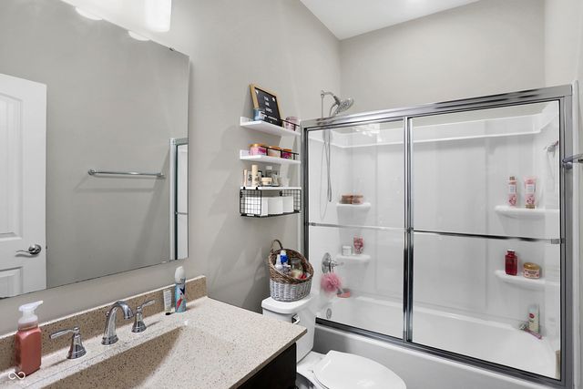 5683 Oakmont Boulevard, Bargersville, IN 46106